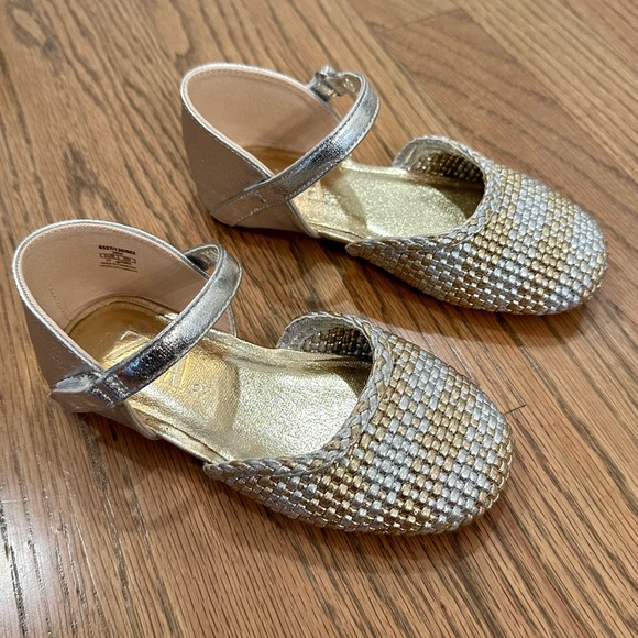 Zara silver and gold metallic flats with velcro strap in EUC and size 27 (11T). - Picture 1 of 2